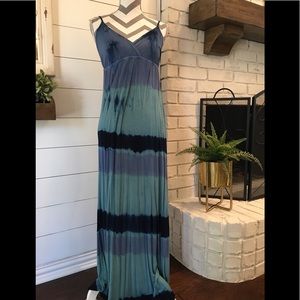 Boho tie dye maxi dress in a Small